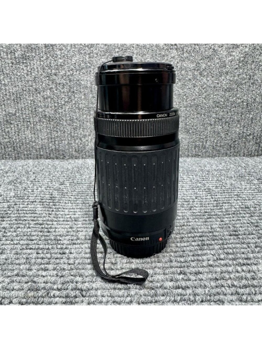 CANON ZOOM LENS EF 75-300mm 1:4-5.6 + Caps
